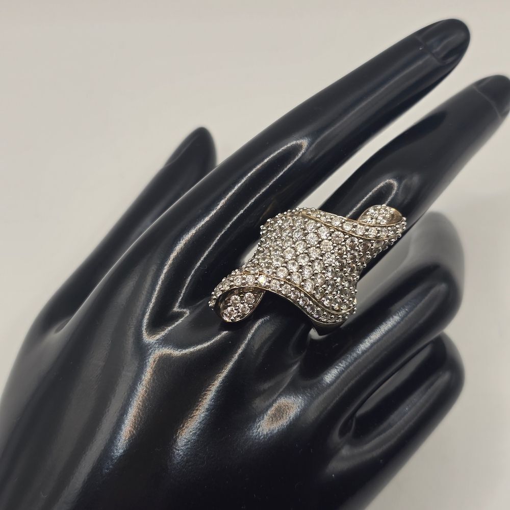 Vintage 925 Sterling Silver Victoria Wieck CZ Twisted Scroll Ring S-10